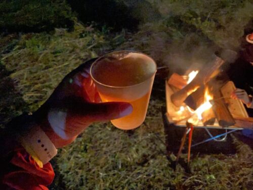 焚き火と生ビール