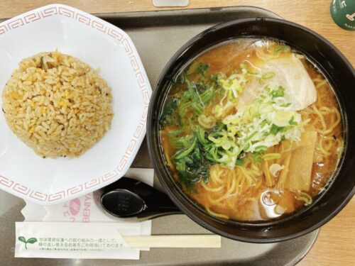 東部湯の丸サービスエリア　ラーメンセット